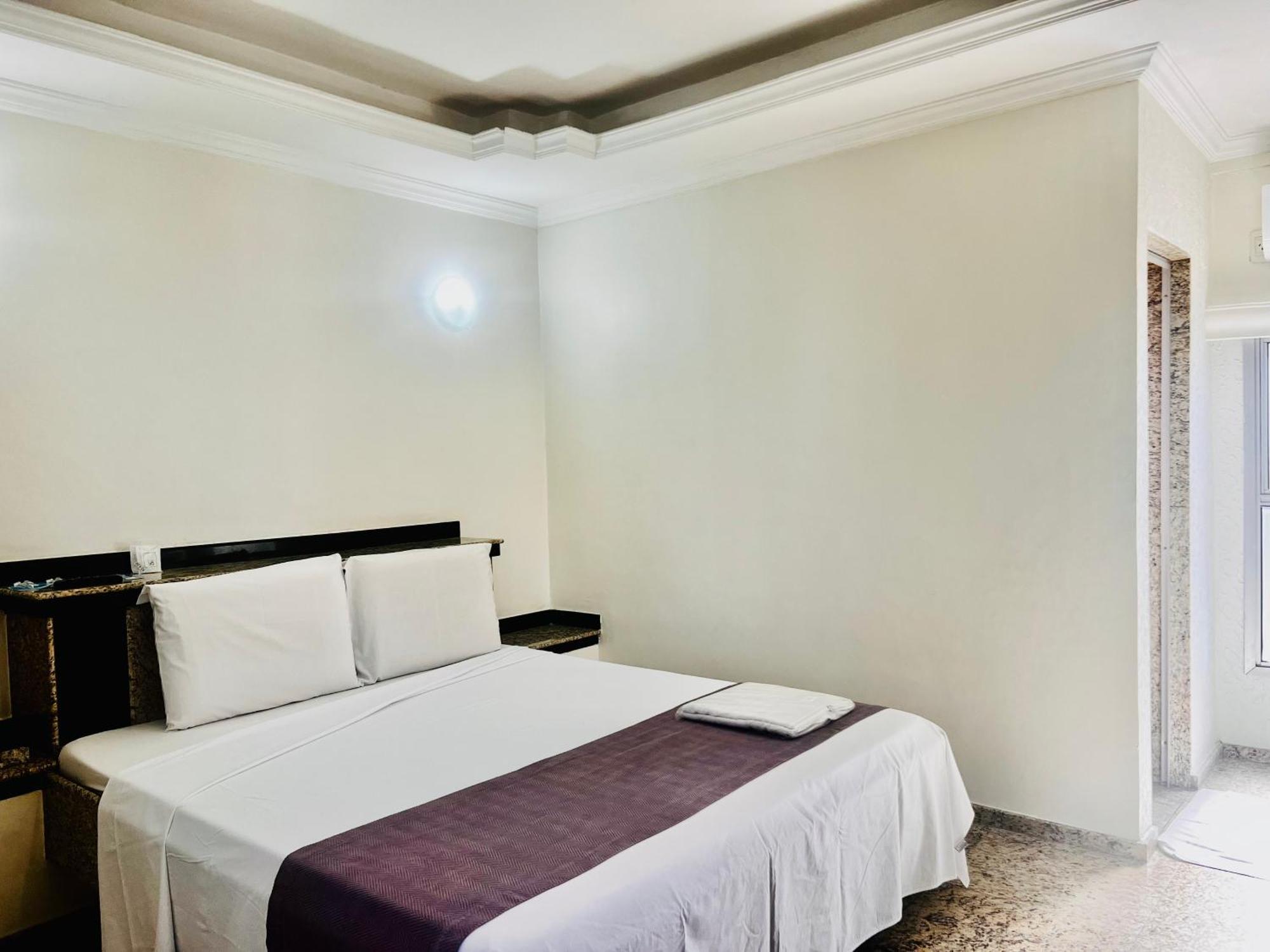 Hotel Buriti Stop (Adults Only) Goiânia Exterior foto